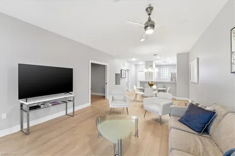 $385,000 | 8259 Parkstone Place, Unit 8, Naples, FL 34120