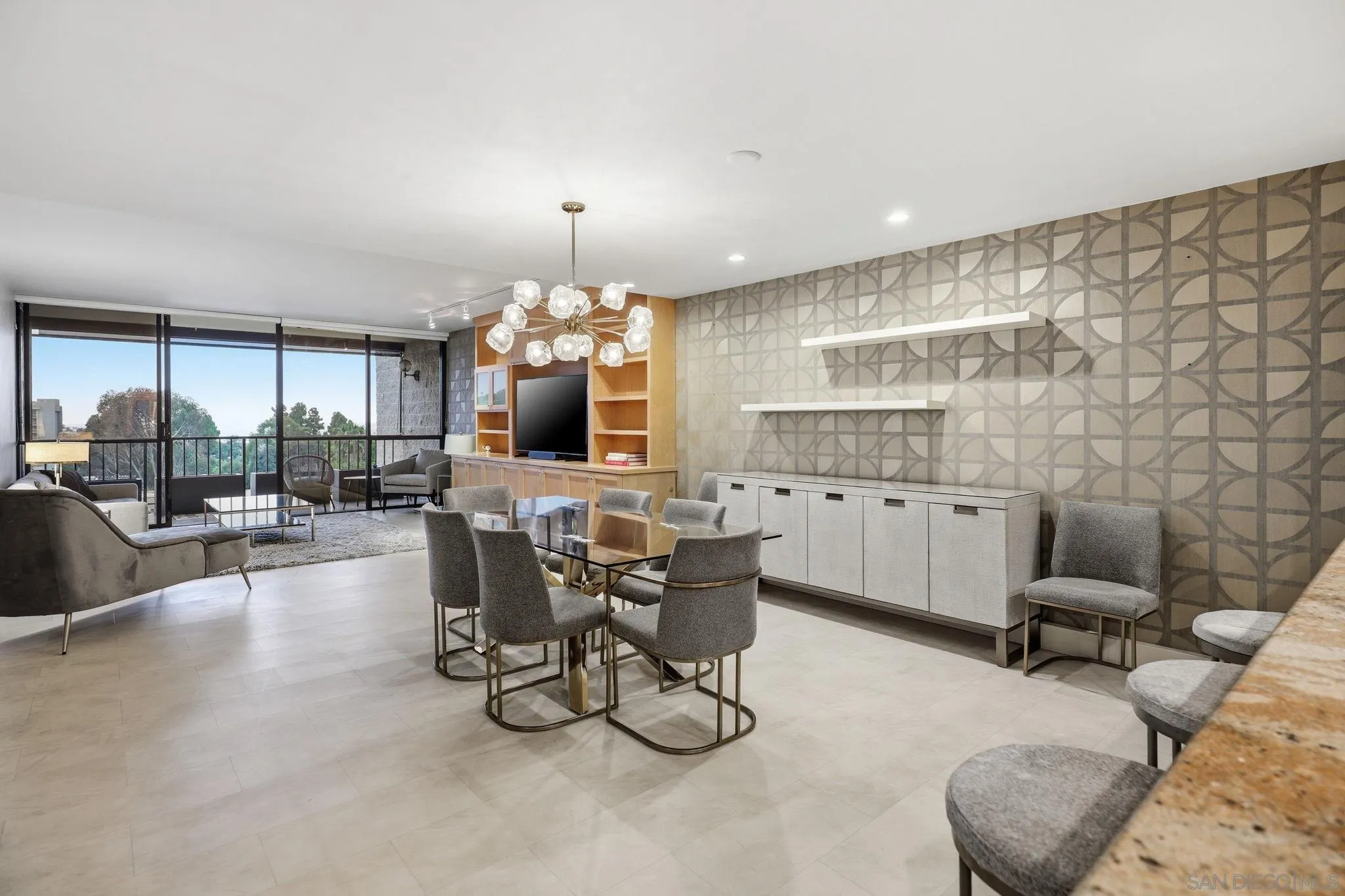 2500 Torrey Pines Road, Unit 403 La Jolla, CA 92037 - Photo 4 of 24