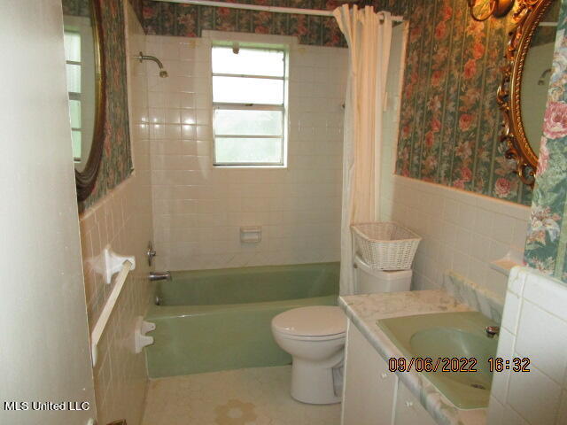 2647 Sycamore Road Coldwater, MS 38618 - Photo 21 of 45 IMG_3641