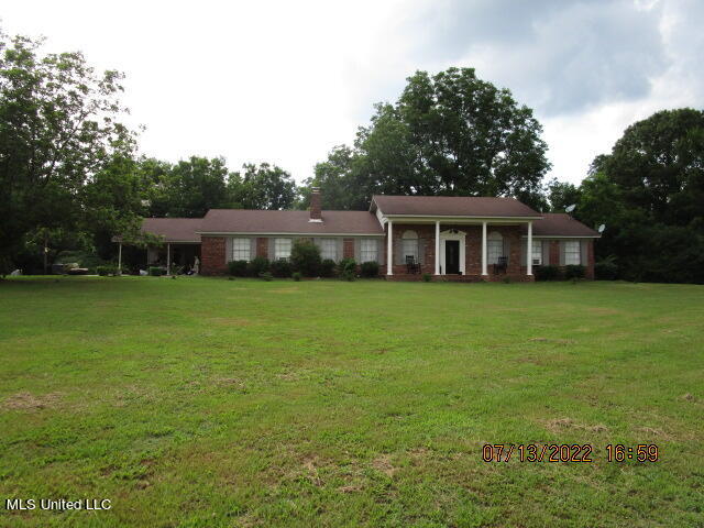 2647 Sycamore Road Coldwater, MS 38618 - Photo 3 of 45 IMG_3223