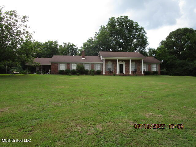 2647 Sycamore Road Coldwater, MS 38618 - Photo 4 of 45 IMG_3224