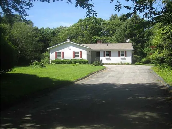 $3,000 | 301 Wolf Rock Road, Exeter, RI 02822