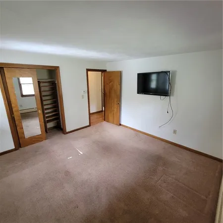 $3,000 | 301 Wolf Rock Road, Exeter, RI 02822