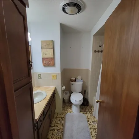 $3,000 | 301 Wolf Rock Road, Exeter, RI 02822