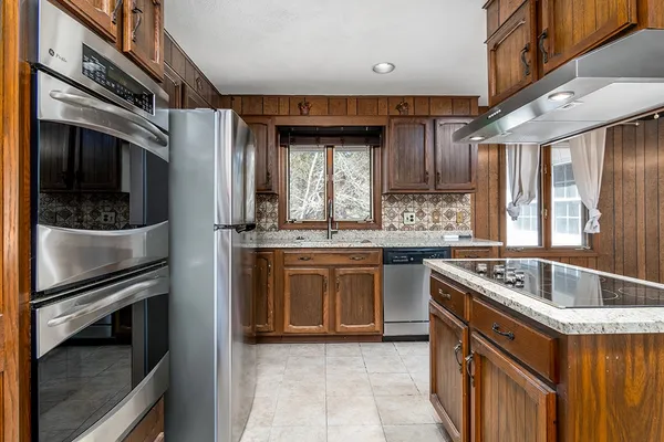 $3,000 | 301 Wolf Rock Road, Exeter, RI 02822