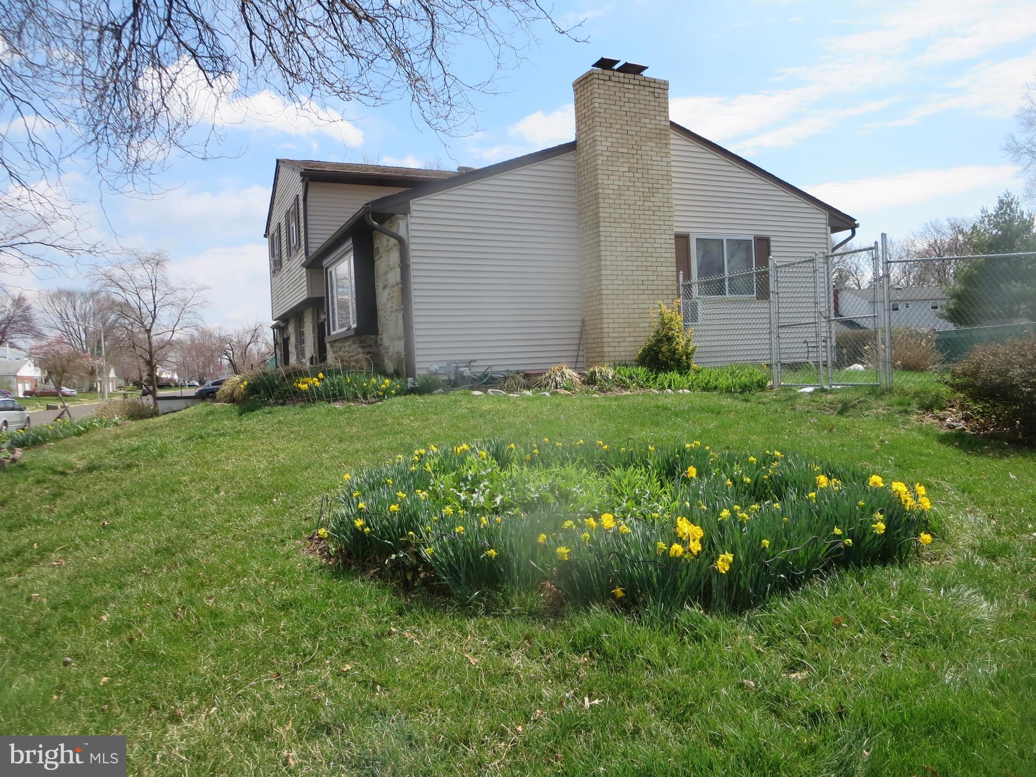 700 Warwick Road Fairless Hills, PA 19030 - Photo 12 of 44 Exterior Side