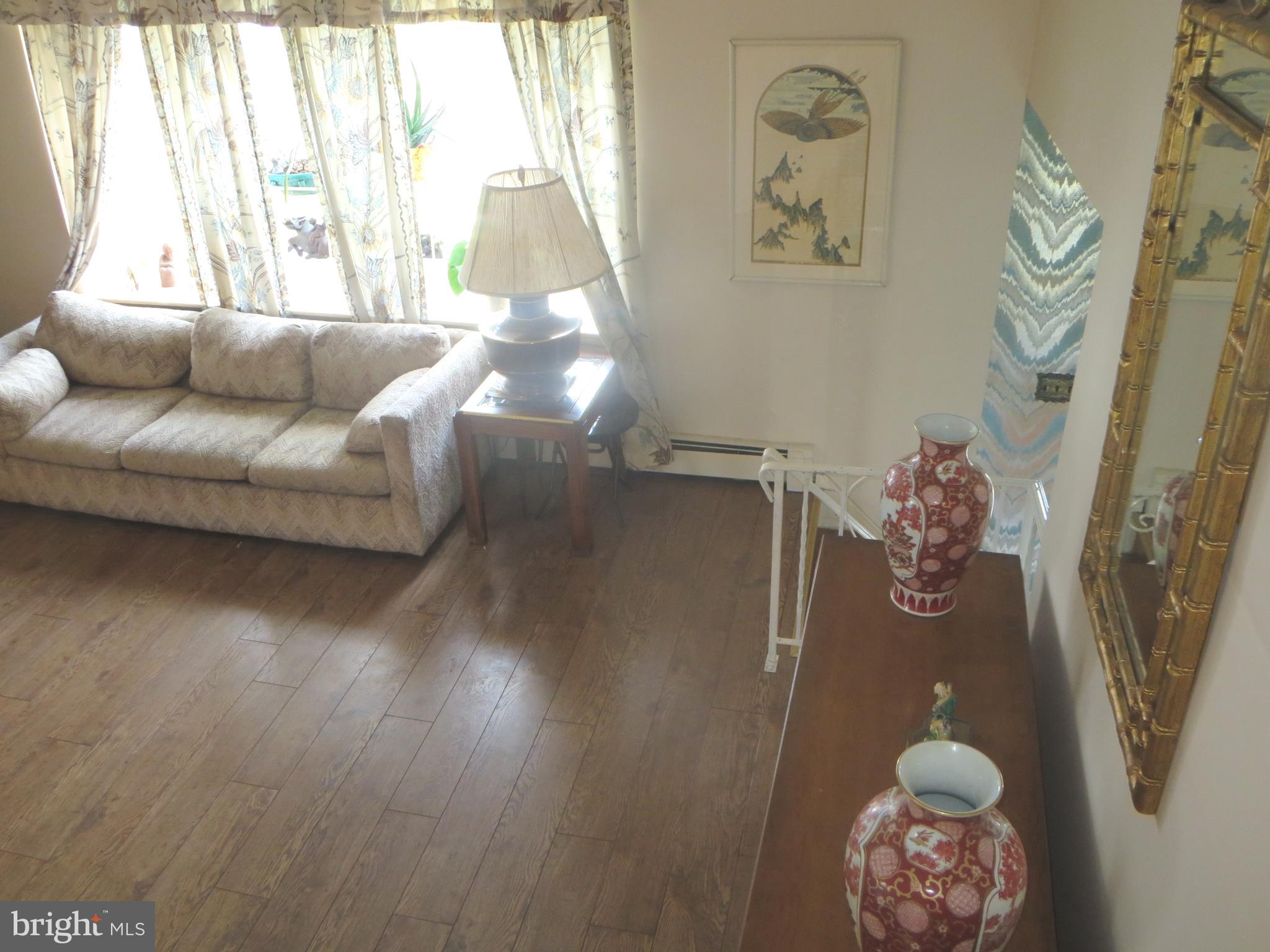 700 Warwick Road Fairless Hills, PA 19030 - Photo 27 of 44 Living Room