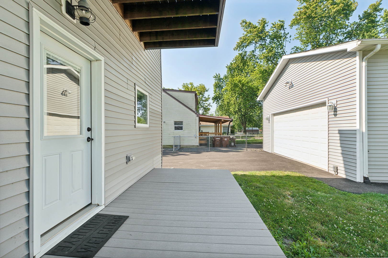 825 South Prairie Road New Lenox, IL 60451 - Photo 29 of 42 a view of house with backyard and sitting area