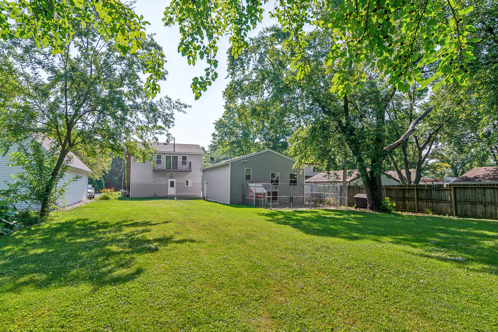 825 South Prairie Road New Lenox, IL 60451 - Photo 32 of 42 a house view with a outdoor space