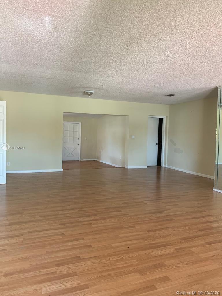 5741 West 3rd Court Hialeah, FL 33012 - Photo 3 of 22