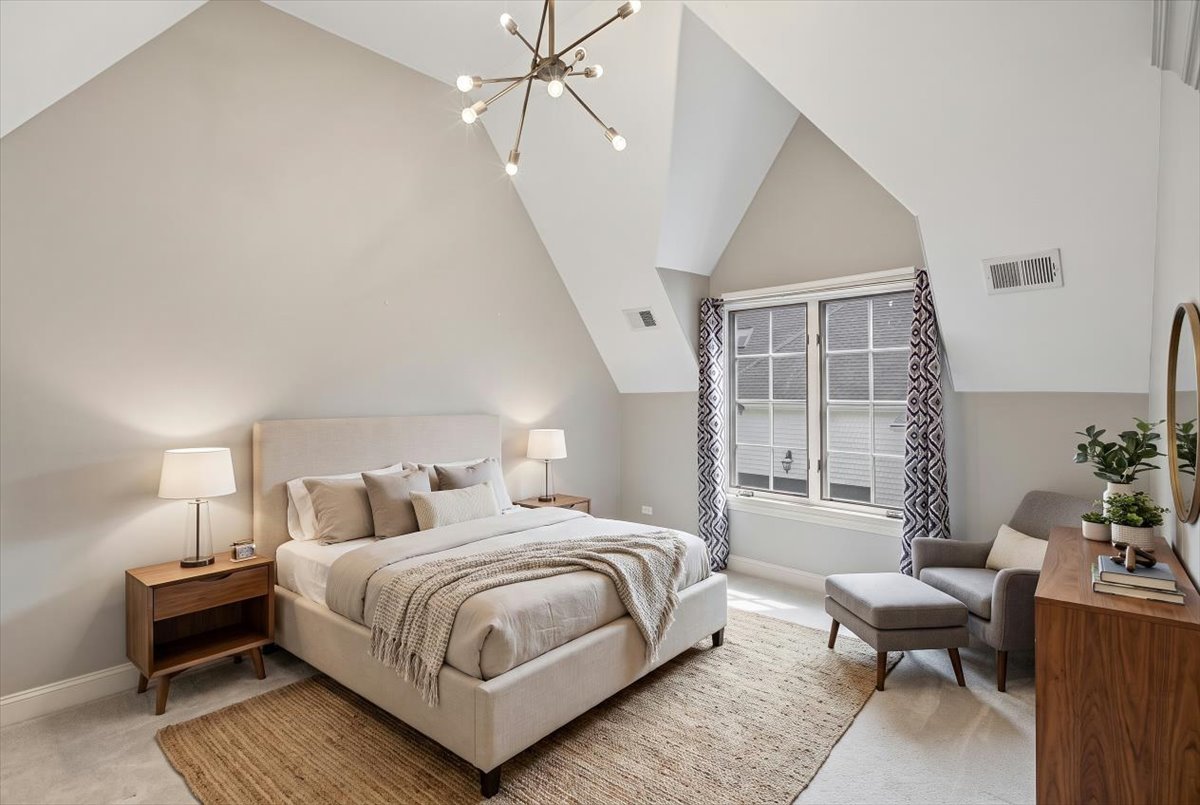 849 East Hillside Road Naperville, IL 60540 - Photo 36 of 53 Gallery Image 36