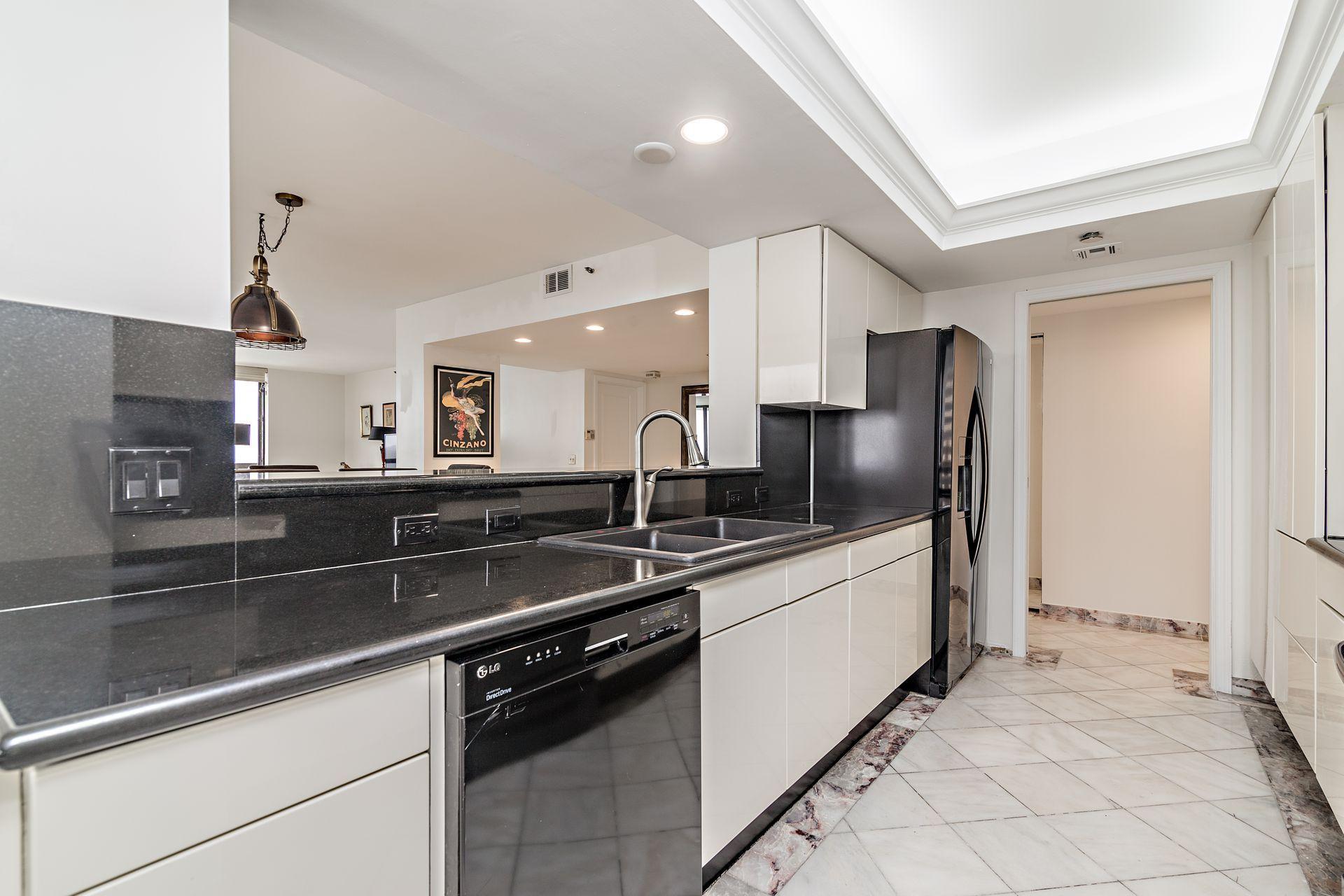 4000 North Ocean Drive, Unit 1101 Singer Island, FL 33404 - Photo 7 of 18 7