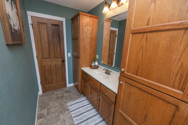 $389,500 | 55774 Parkway Drive, Alexandria, MN 56308