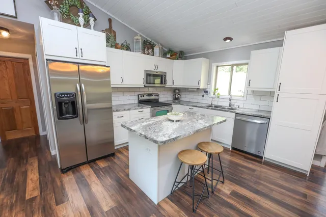 $389,500 | 55774 Parkway Drive, Alexandria, MN 56308