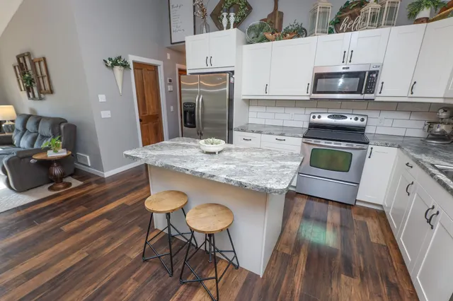 $389,500 | 55774 Parkway Drive, Alexandria, MN 56308