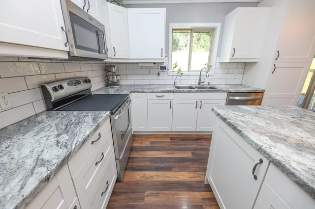 $389,500 | 55774 Parkway Drive, Alexandria, MN 56308