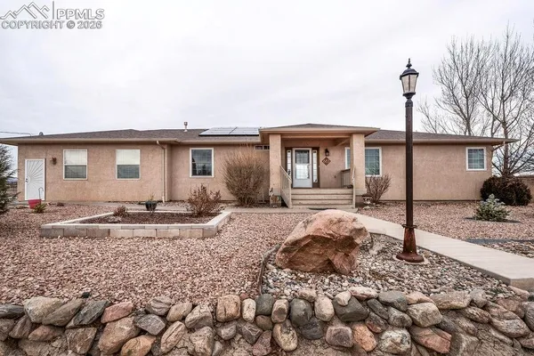 $579,900 | 683 East Paradise Drive, Pueblo West, CO 81007
