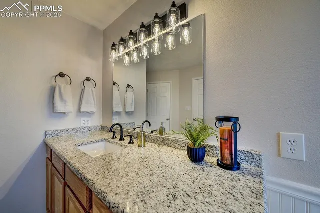 $629,900 | 683 East Paradise Drive, Pueblo West, CO 81007