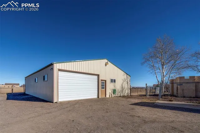 $629,900 | 683 East Paradise Drive, Pueblo West, CO 81007