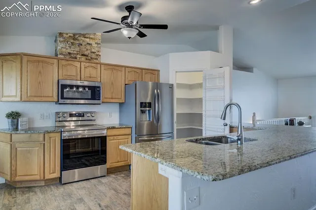 $629,900 | 683 East Paradise Drive, Pueblo West, CO 81007