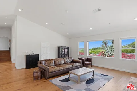 $3,899,000 | 30429 Morning View Drive, Malibu, CA 90265