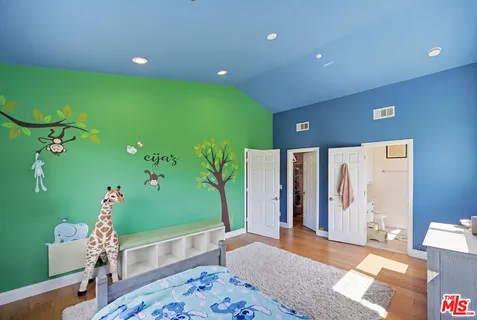 $3,899,000 | 30429 Morning View Drive, Malibu, CA 90265