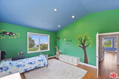 $3,899,000 | 30429 Morning View Drive, Malibu, CA 90265