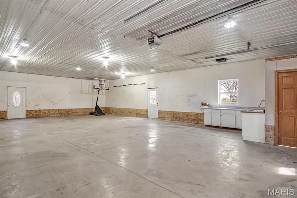 $339,000 | 8011 Von Bokel Drive, Breese, IL 62230