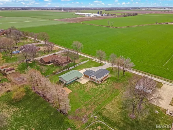 $339,000 | 8011 Von Bokel Drive, Breese, IL 62230