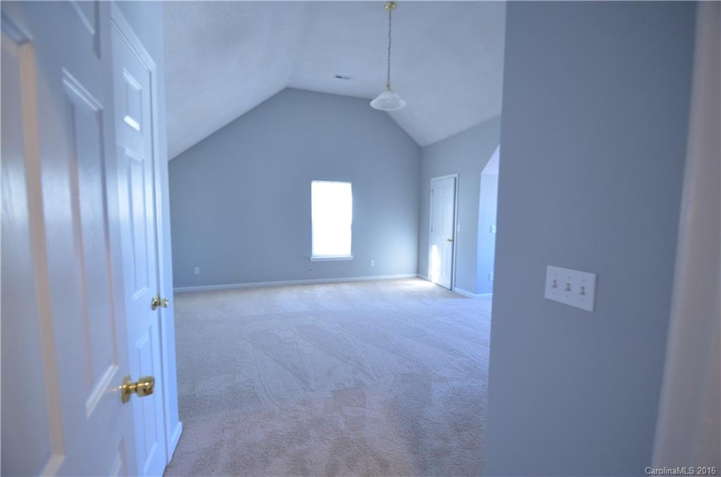 11028 Palestrina Road Charlotte, NC 28215 - Photo 16 of 24 Gallery Image 16
