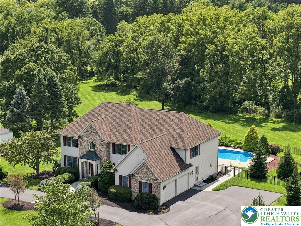 1572 Surrey Road Bethlehem, PA 18015 - Photo 3 of 45 Gallery Image 3