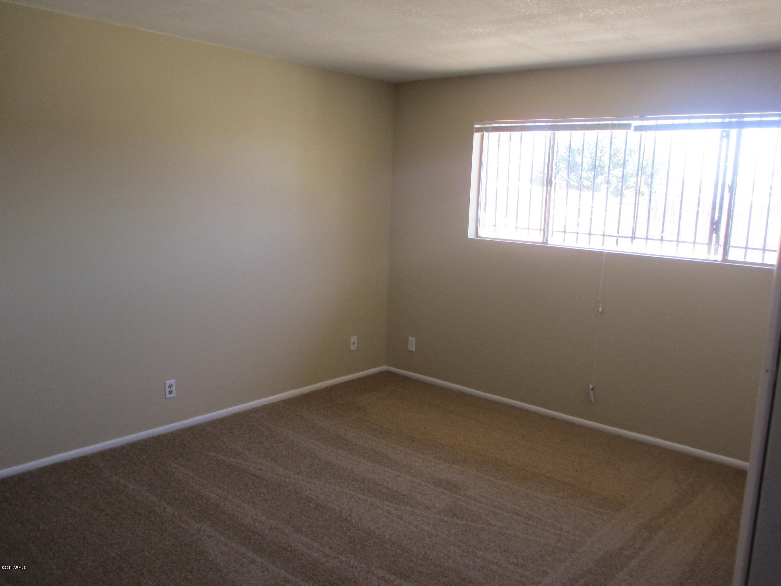 2289 West Pecan Road Phoenix, AZ 85041 - Photo 17 of 25 060514 014