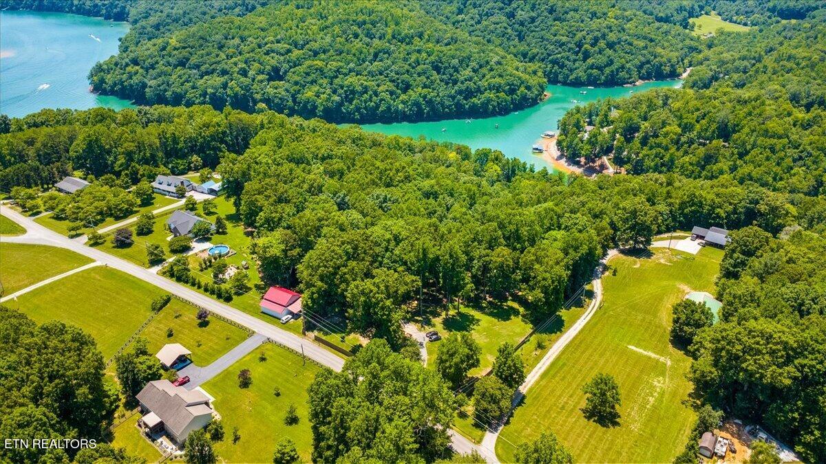 186 Indian Creek Road Jacksboro, TN 37757 - Photo 5 of 38 Area