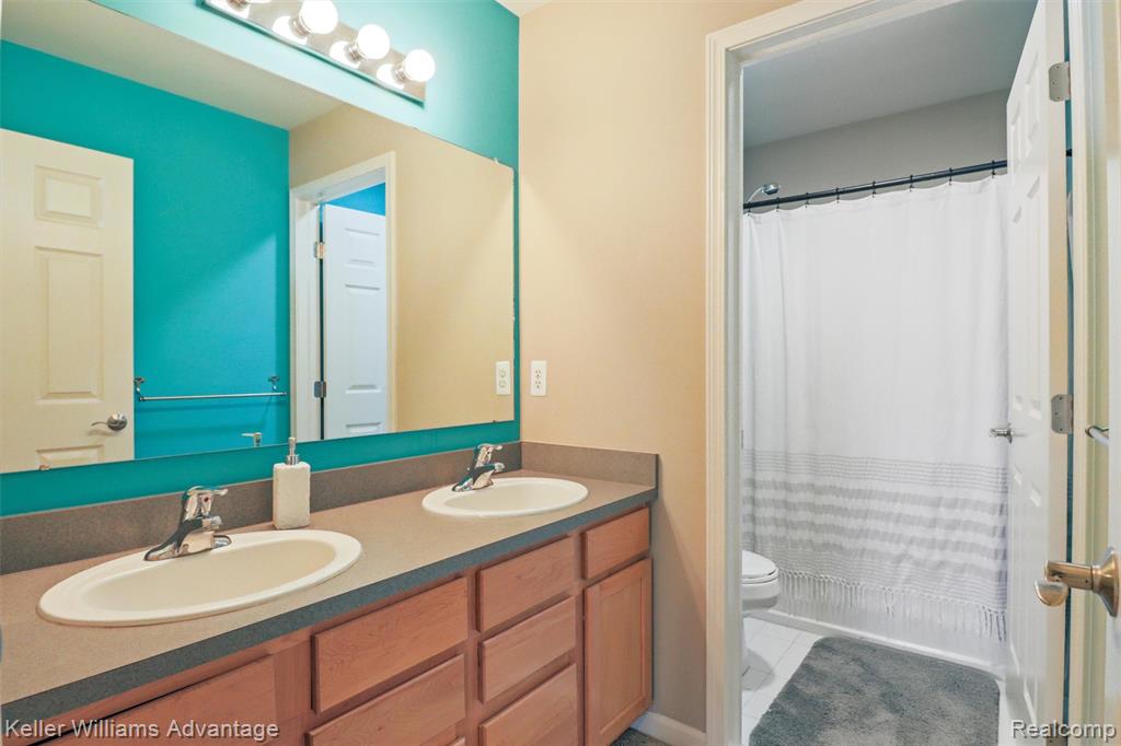 3285 Everett Drive Rochester Hills, MI 48307 - Photo 38 of 77