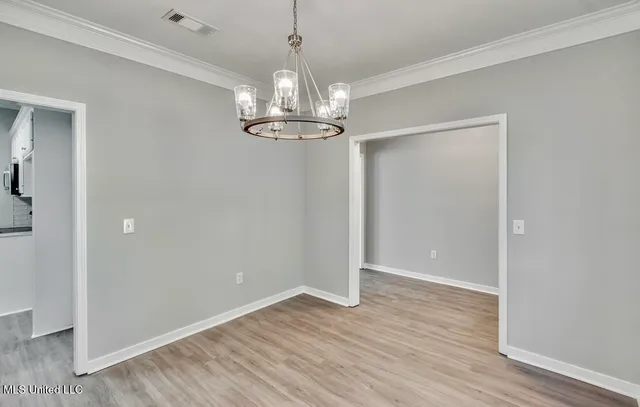 $2,200 | 301 White Oak Drive, Brandon, MS 39047