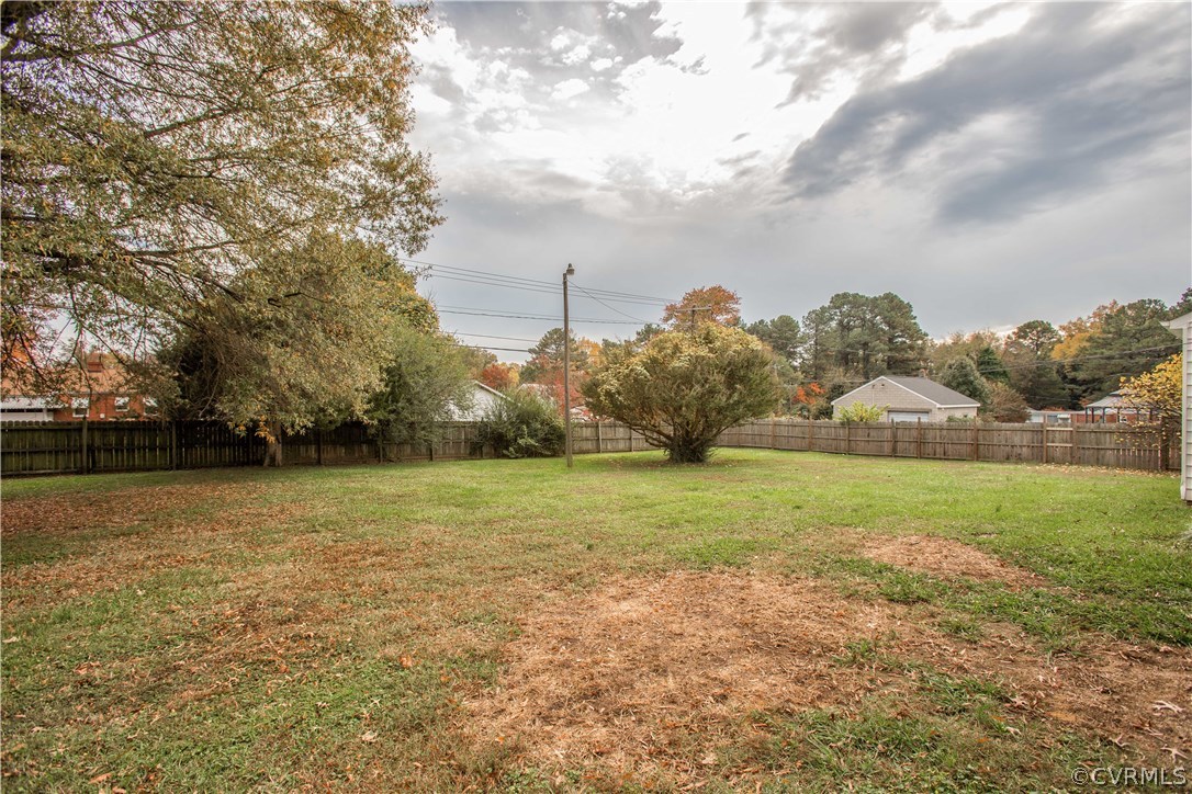 5809 Chamberlayne Road Richmond, VA 23227 - Photo 5 of 34 Another view of the large rear yard with privacy f
