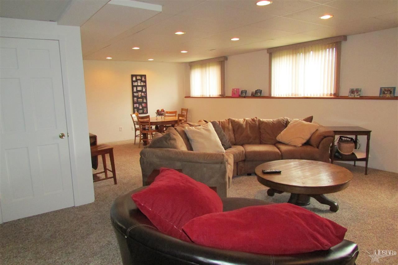 8412 Auburn Road Fort Wayne, IN 46825 - Photo 22 of 30