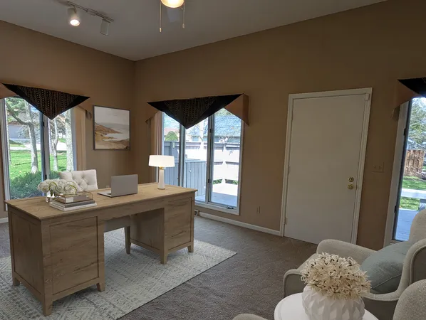 $240,000 | 3447 Daren Drive, Unit 1, Freeport, IL 61032