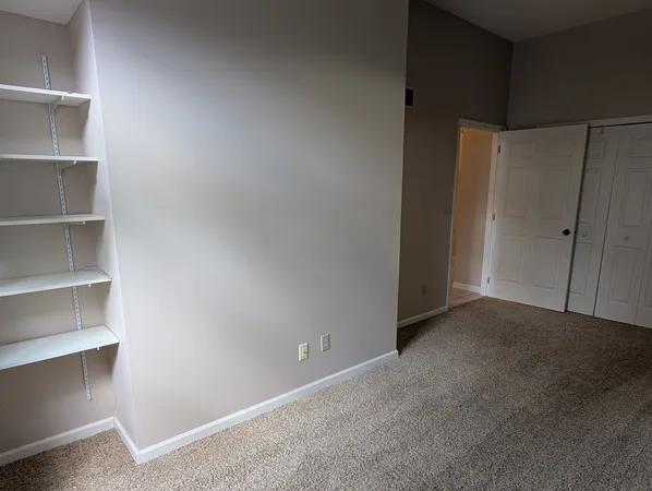 $240,000 | 3447 Daren Drive, Unit 1, Freeport, IL 61032
