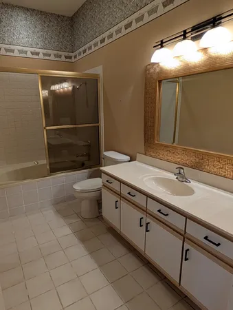 $240,000 | 3447 Daren Drive, Unit 1, Freeport, IL 61032