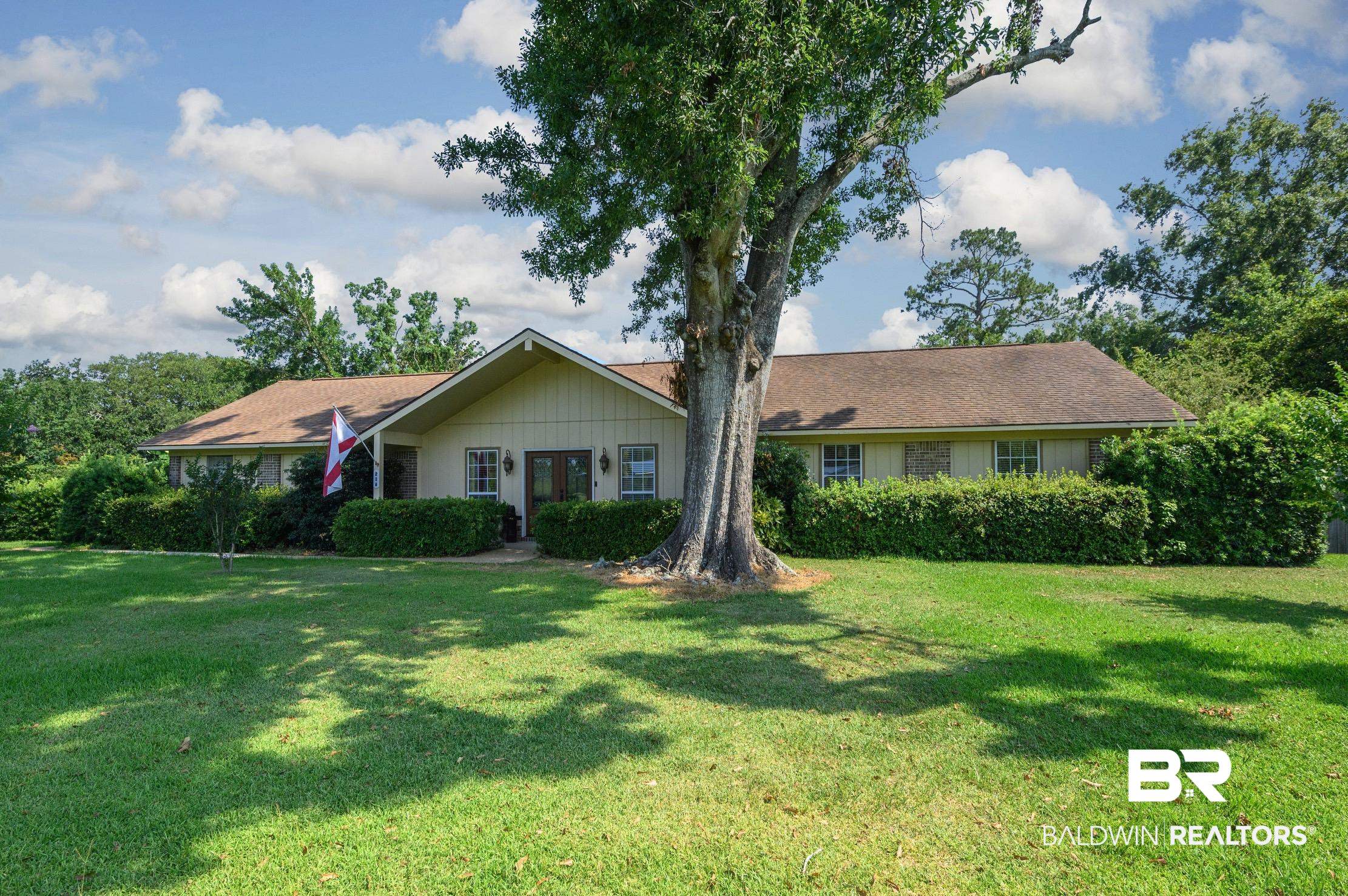 216 West Fern Avenue Foley, AL 36535 - Photo 3 of 25 Gallery Image 3