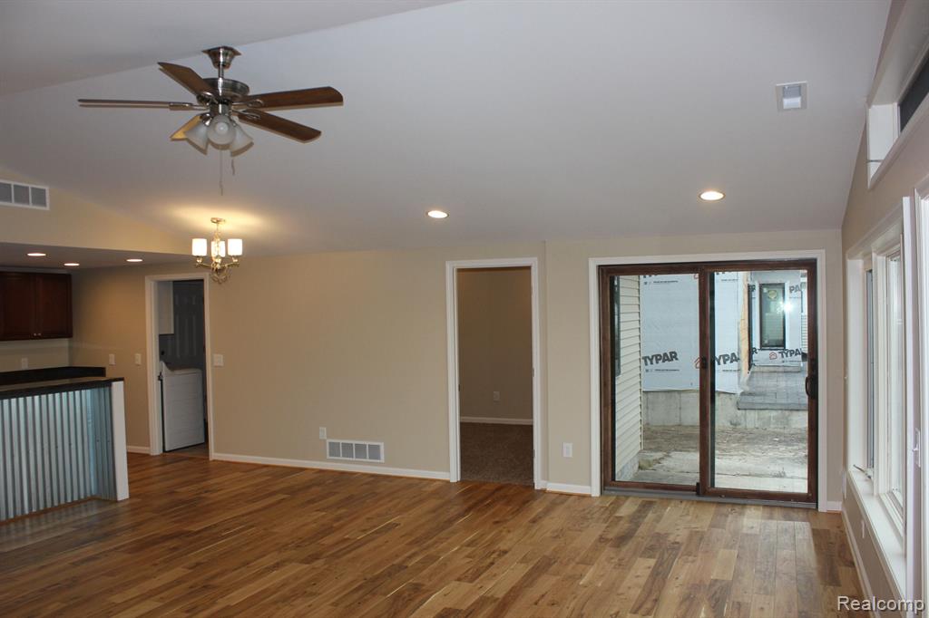 9410 Washington Road St. Helen, MI 48656 - Photo 13 of 28