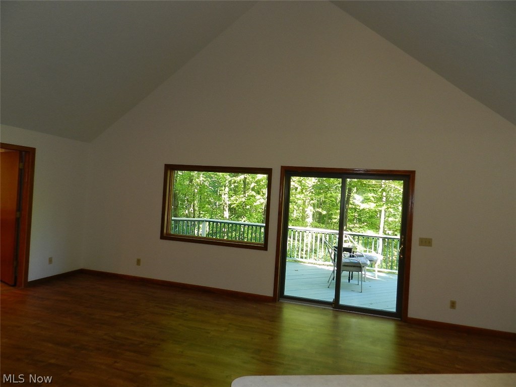 9575 Vermilion Road Amherst, OH 44001 - Photo 18 of 35