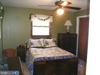 165 West Millstream Road Cream Ridge, NJ 08514 - Photo 7 of 12