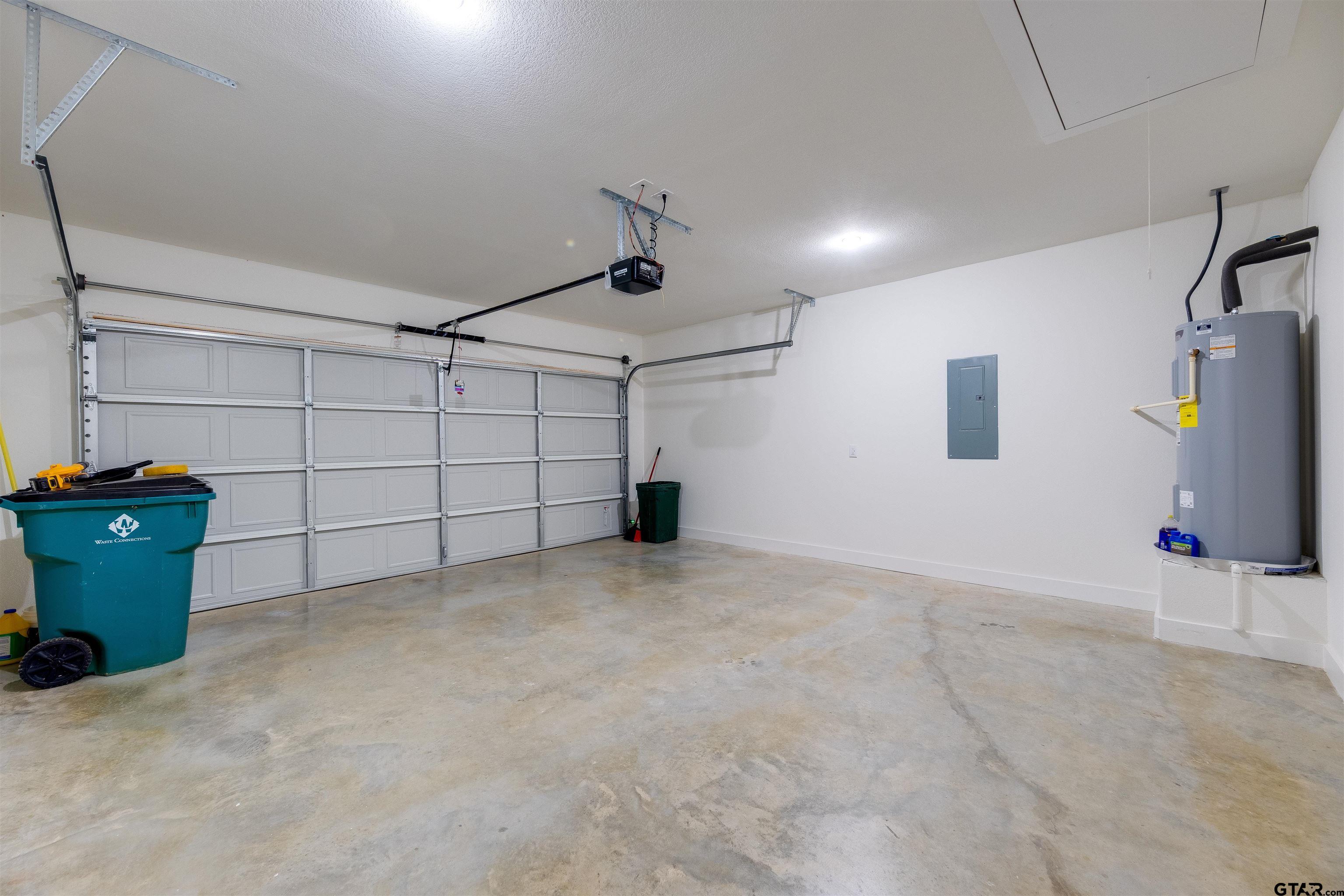 201 Victory Street Palestine, TX 75803 - Photo 32 of 37