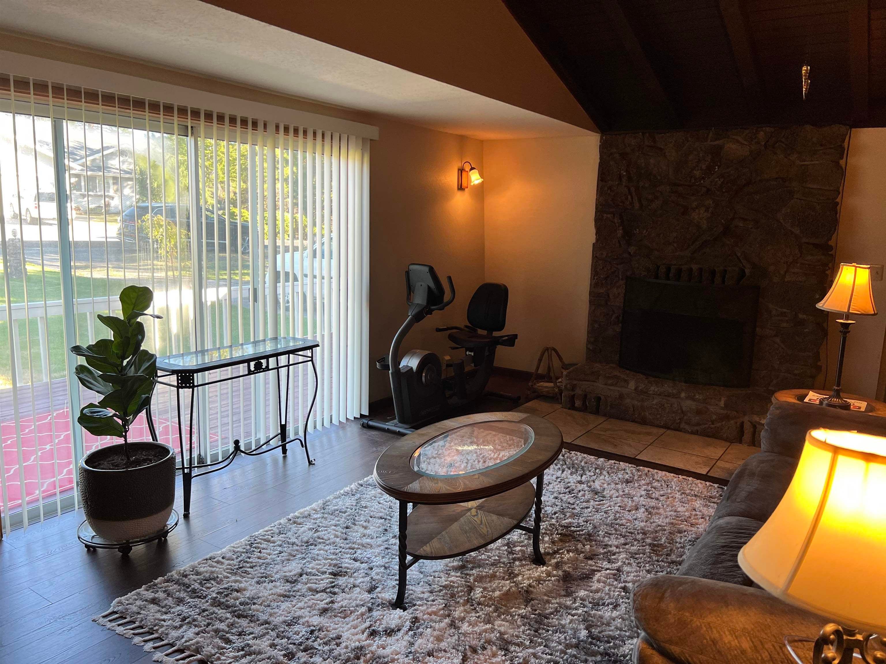 16741 Sanders Road Weed, CA 96094 - Photo 6 of 26 Gallery Image 6