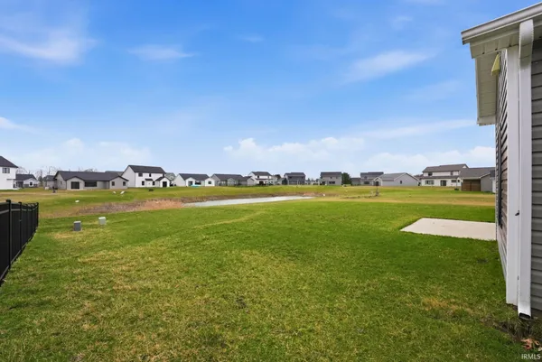 $309,900 | 17304 Hummelsone Run, Huntertown, IN 46748