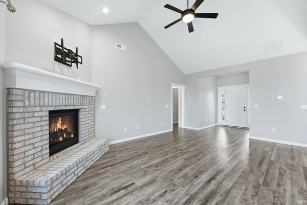 $309,900 | 17304 Hummelsone Run, Huntertown, IN 46748