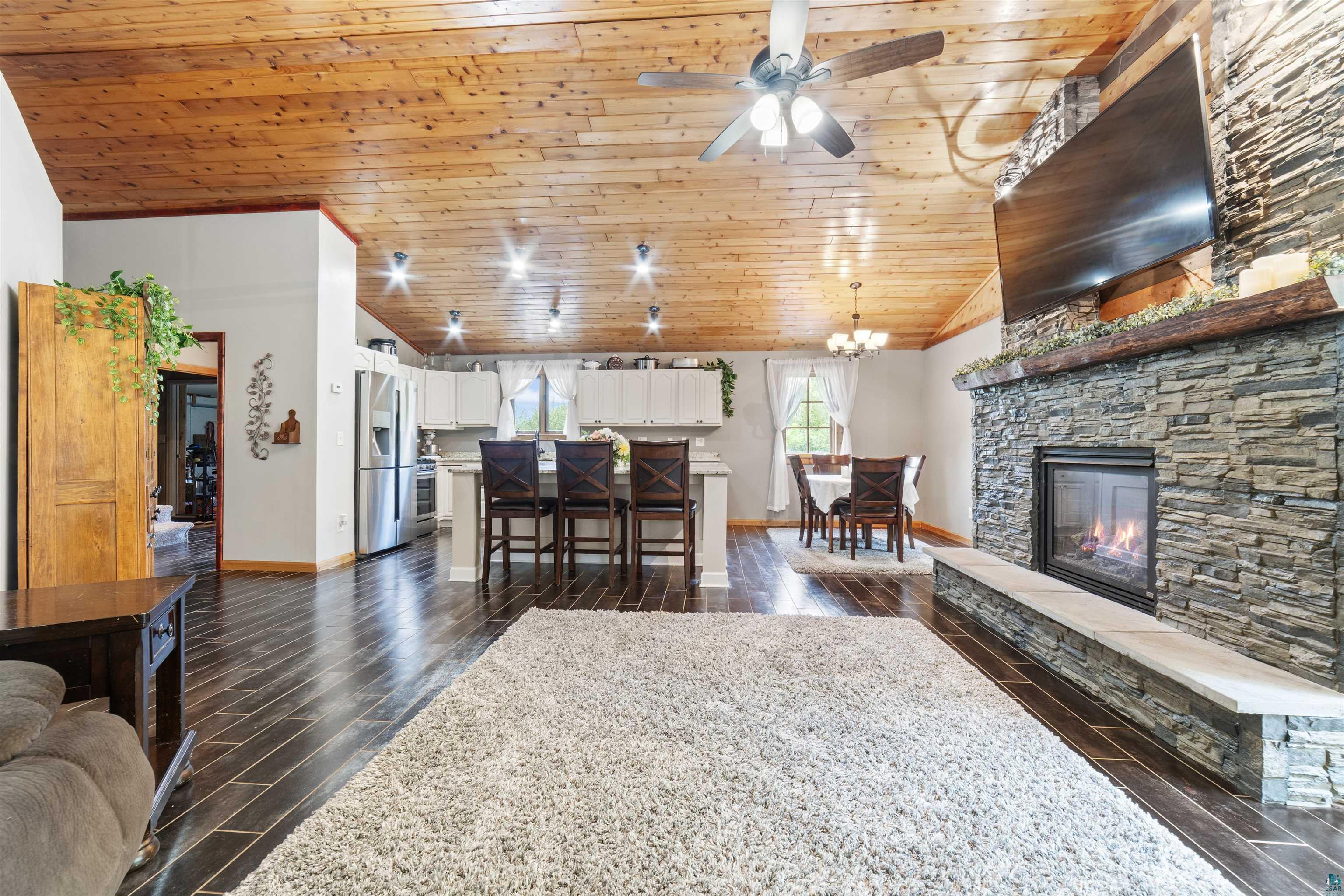 4279 Fayre Road Duluth, MN 55803 - Photo 5 of 46