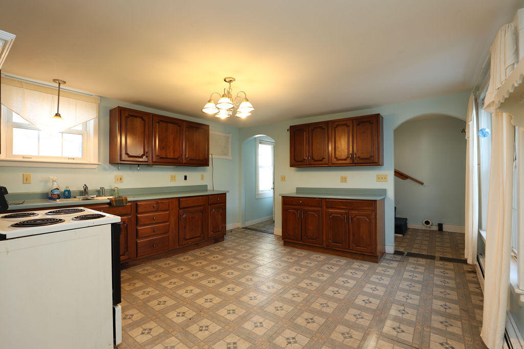 49 Middle Street Augusta, ME 04330 - Photo 19 of 27 508A4021